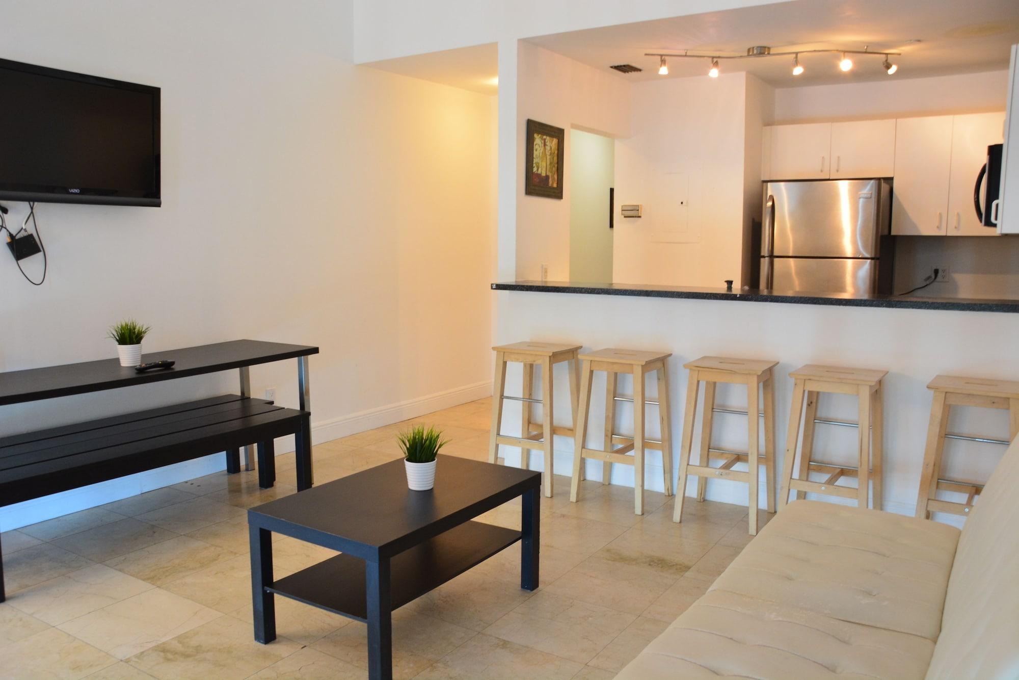 New Point Miami Appartement *