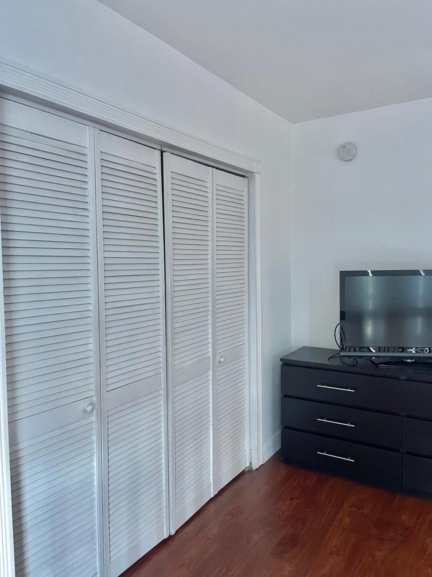 New Point Miami Appartement *